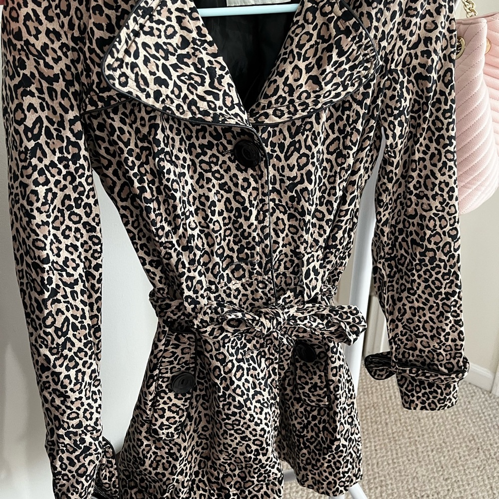 CHARLOTTE RUSSE - leopard jacket
